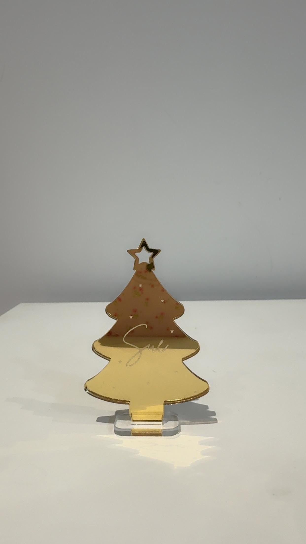 Personalised acrylic name place cards, mirrored place cards for weddings or parties, gold mirror place  acrylic engraved cards tree mat
