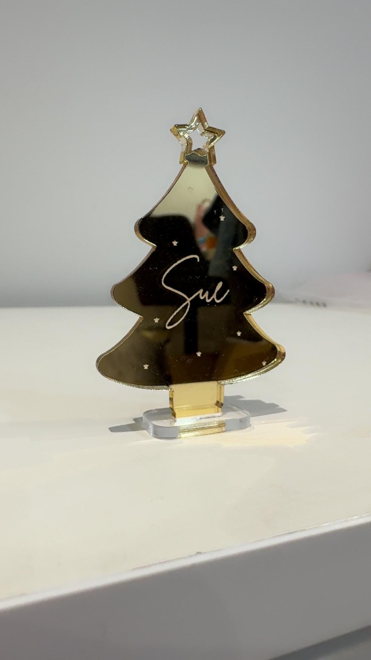 Personalised acrylic name place cards, mirrored place cards for weddings or parties, gold mirror place  acrylic engraved cards tree mat