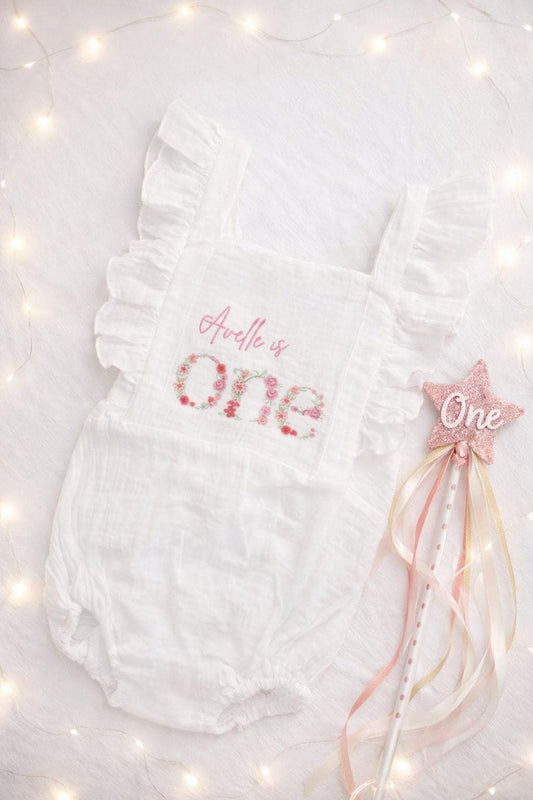 Personalised Floral First Birthday Outfit Girl – ONE Romper